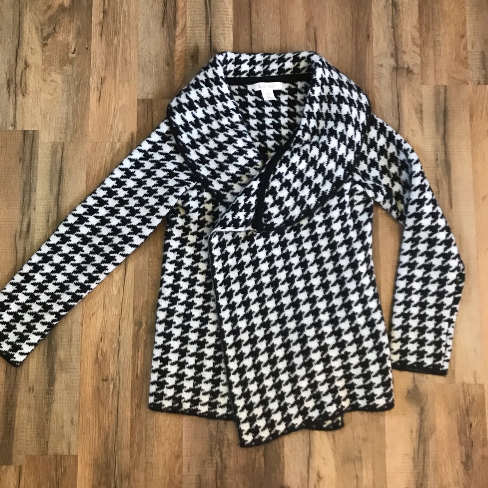 Houndstooth Cardi